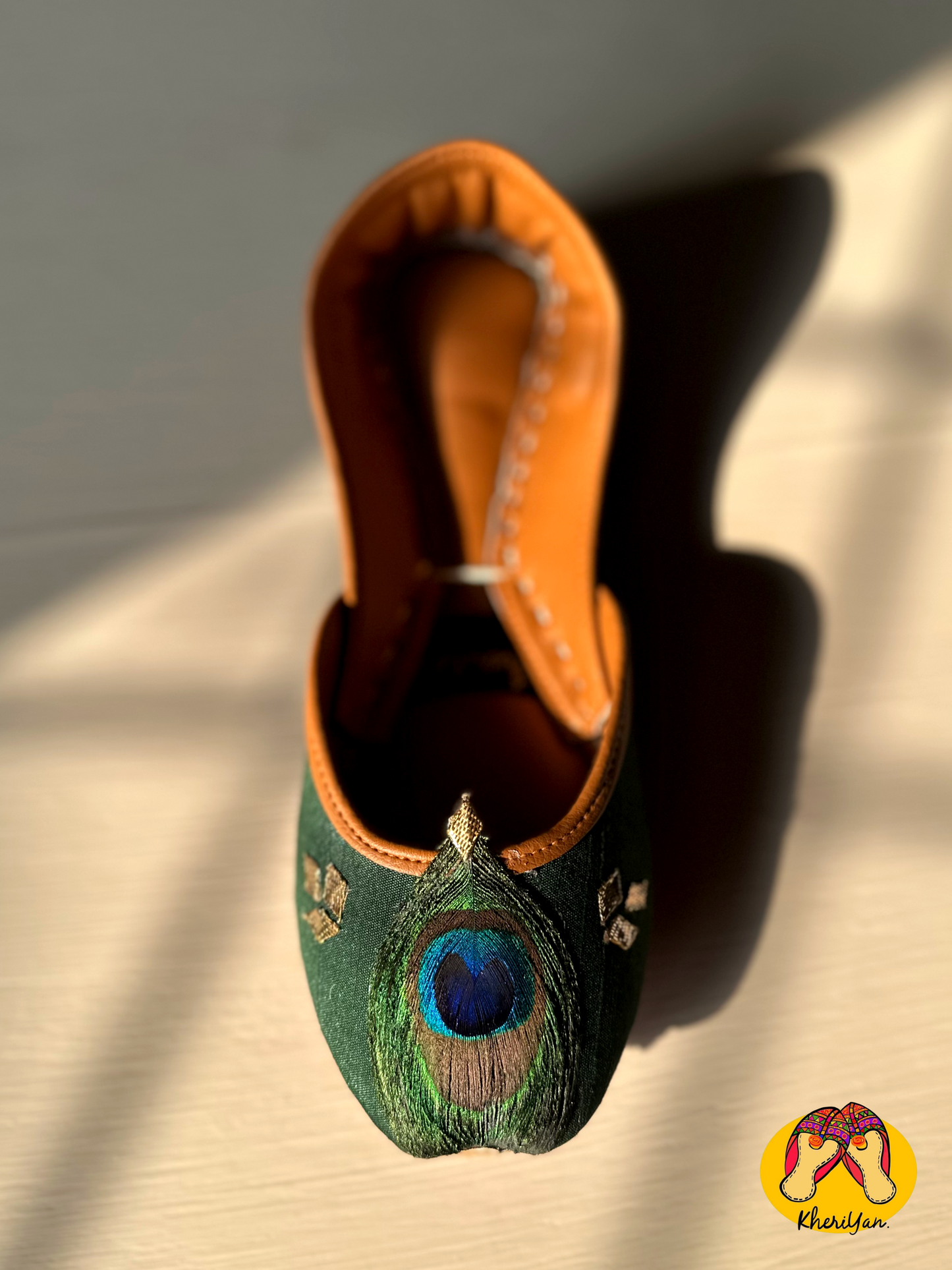 Moor مور