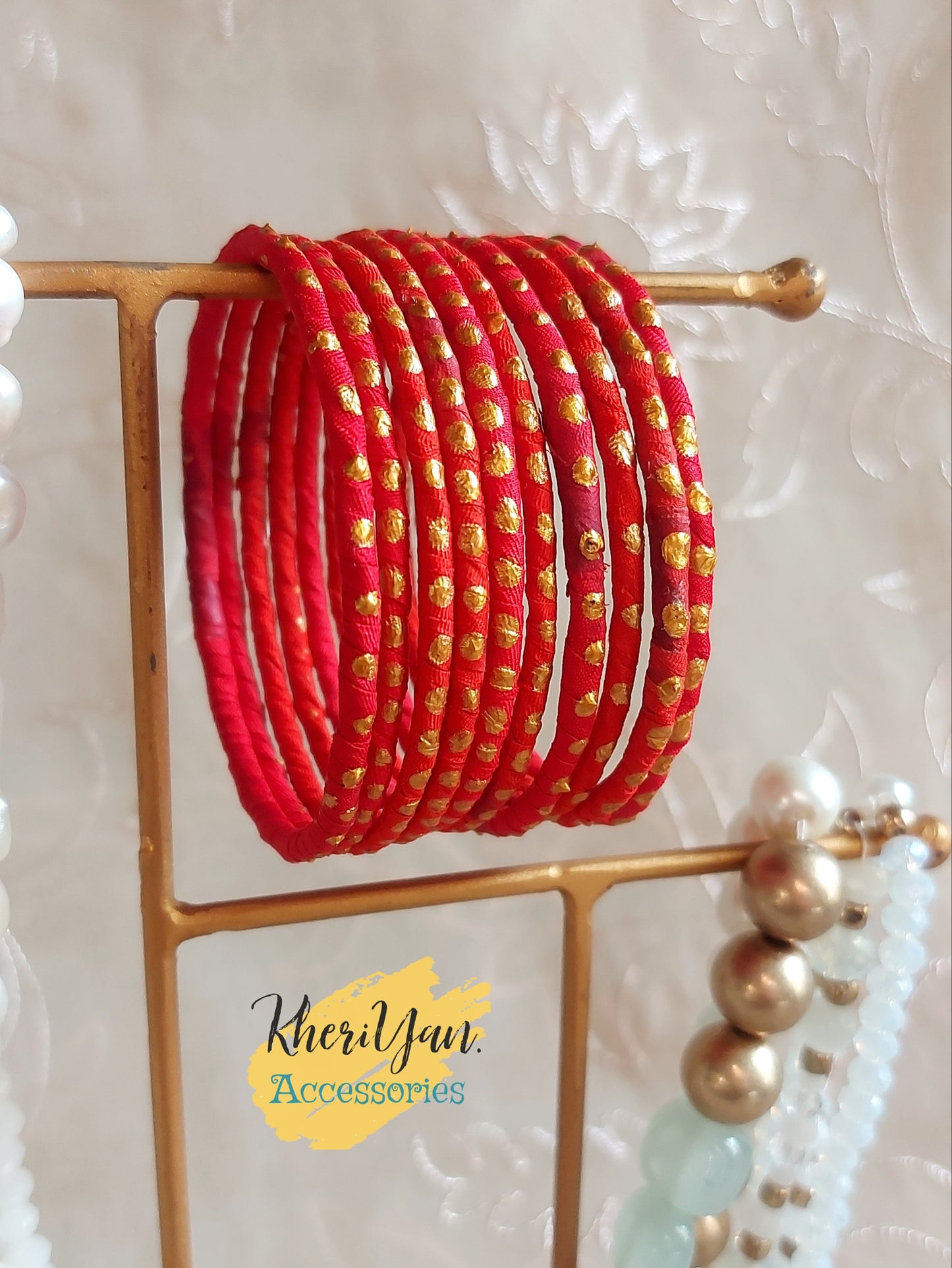 Bangles-W52
