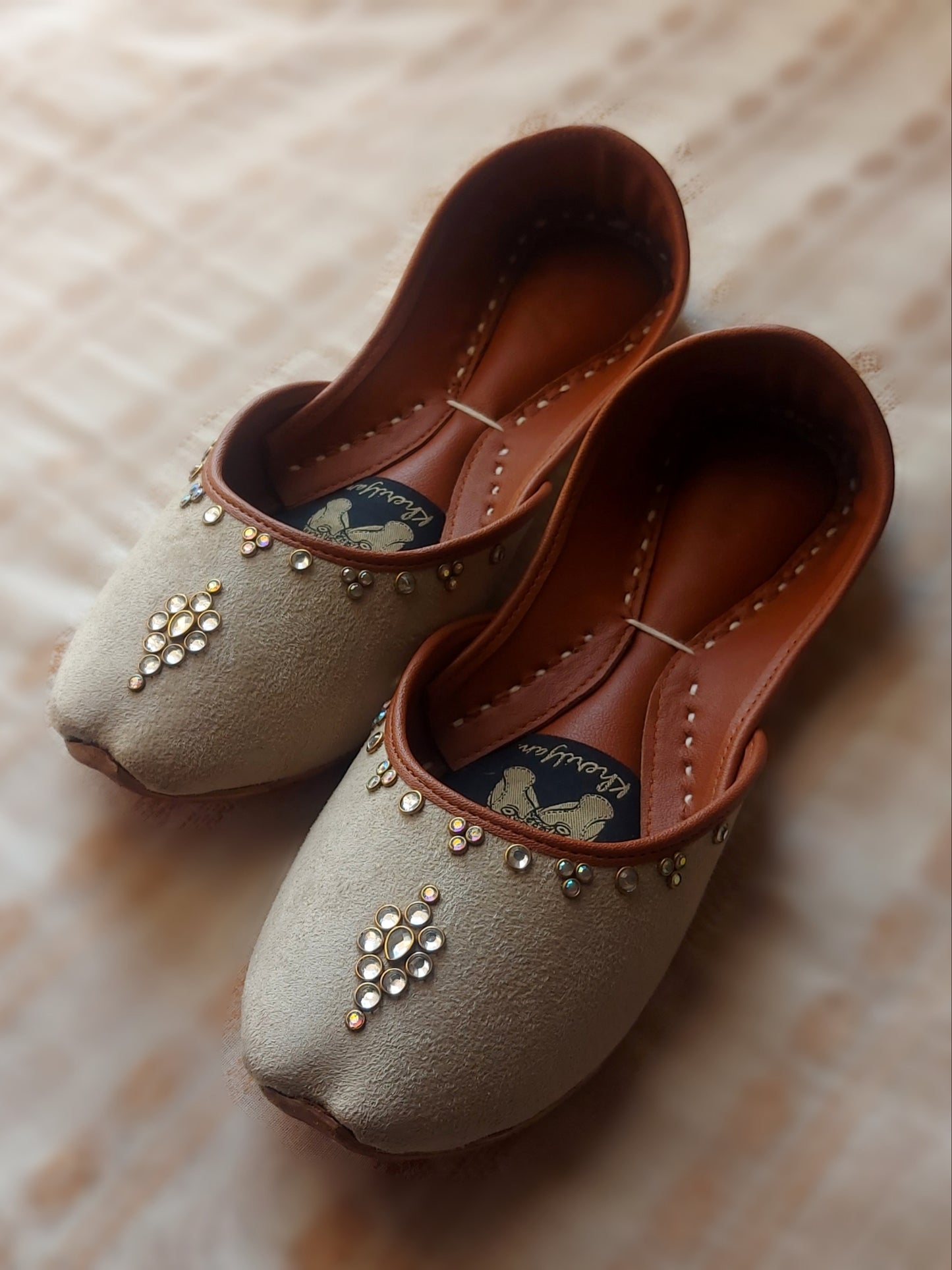 Kundan کندن