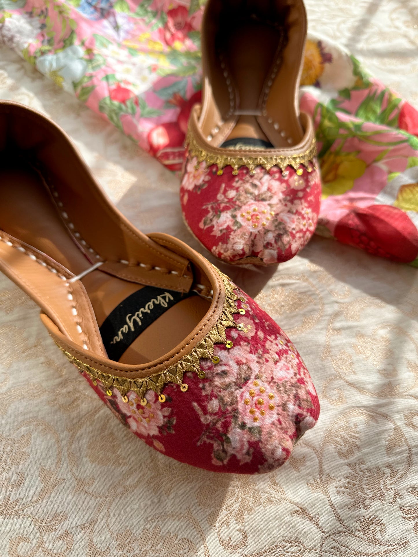 Gul-e-rana گل رانا