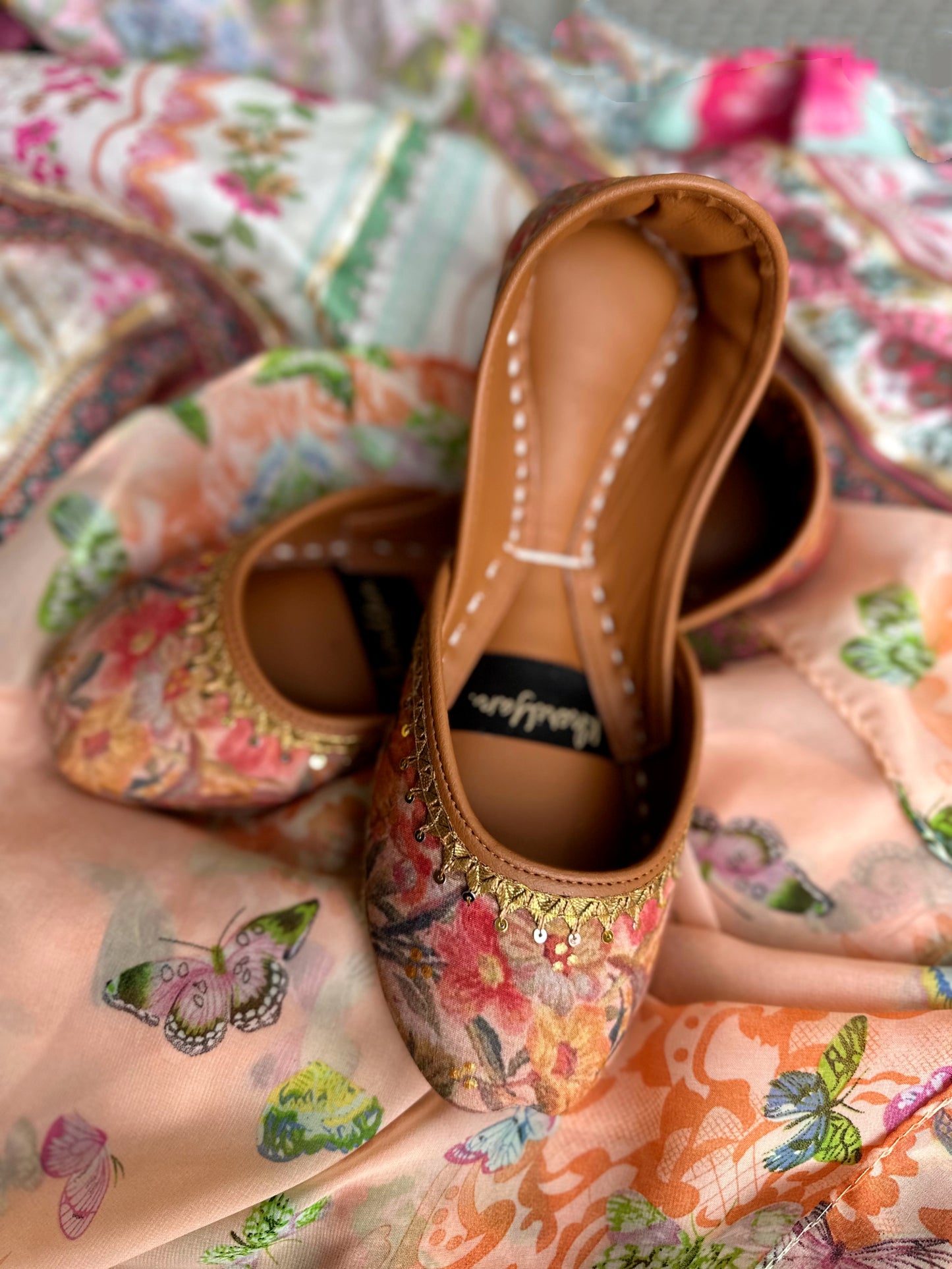 Gul Afshan گل افشاں